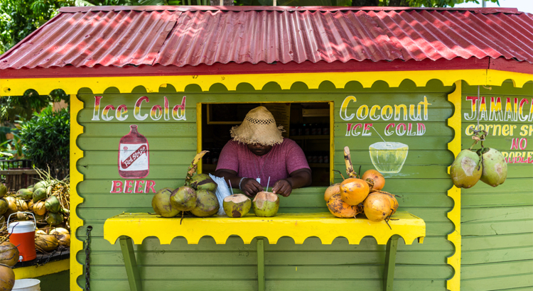 Jamaika Ocho Rios Kiosk Kokosdrinks Foto iStock vale_t.jpg